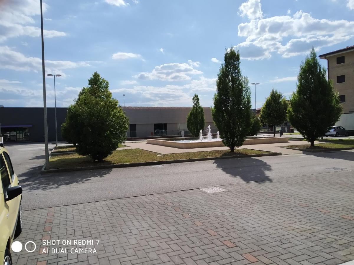 Appartamento Sergio Luxury Centro Parking Free Santa Maria Degli Angeli  Exterior foto